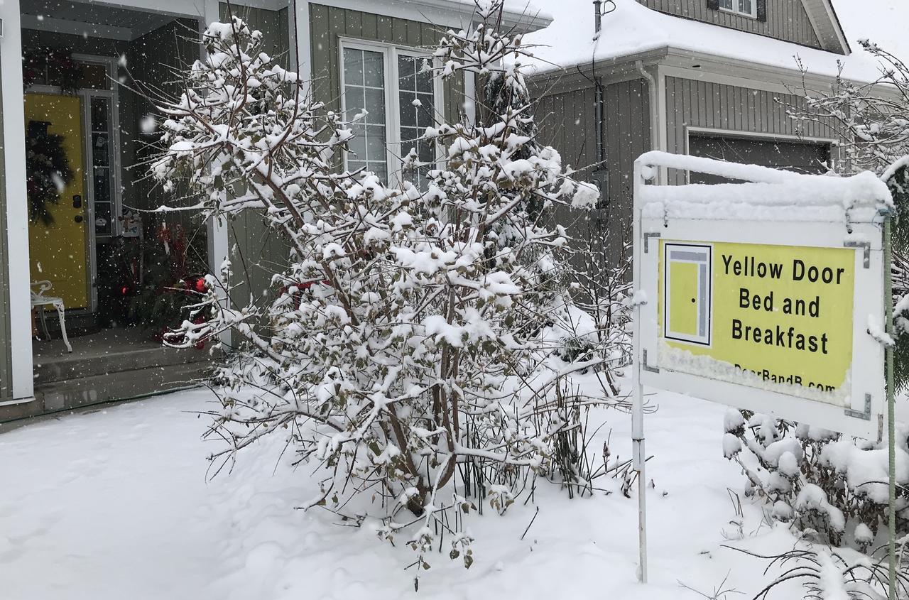 Yellow Door Bed And Breakfast Fort Erie Exterior foto
